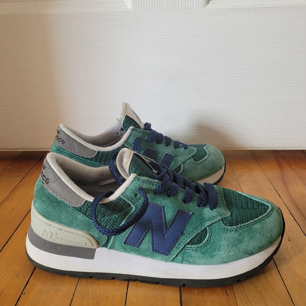 New Balance 574 Green and Navy